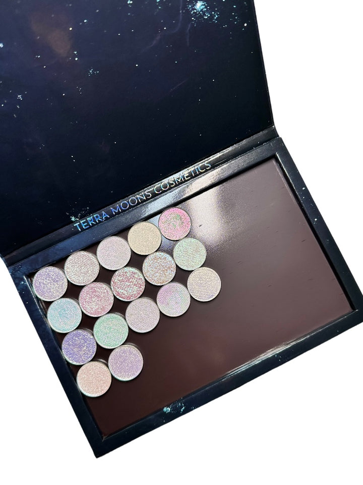 DEEP SPACE 40 PAN EMPTY MAGNETIC PALETTE - Terra Moons Cosmetics
