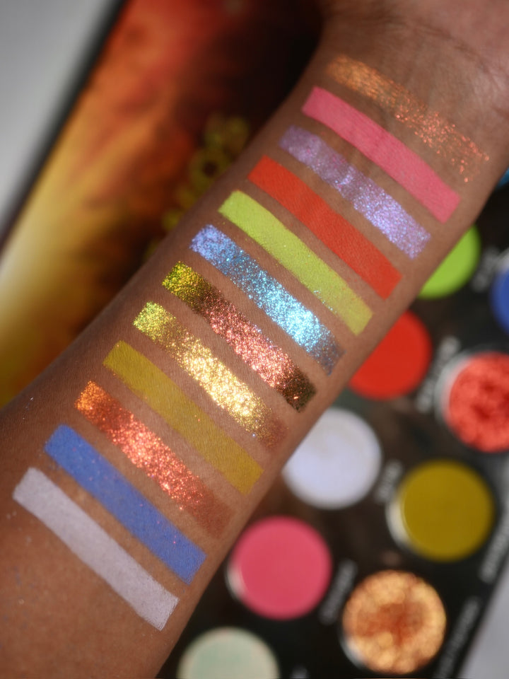 Sunlit Cosmos | Pressed Pigment Eyeshadow Palette