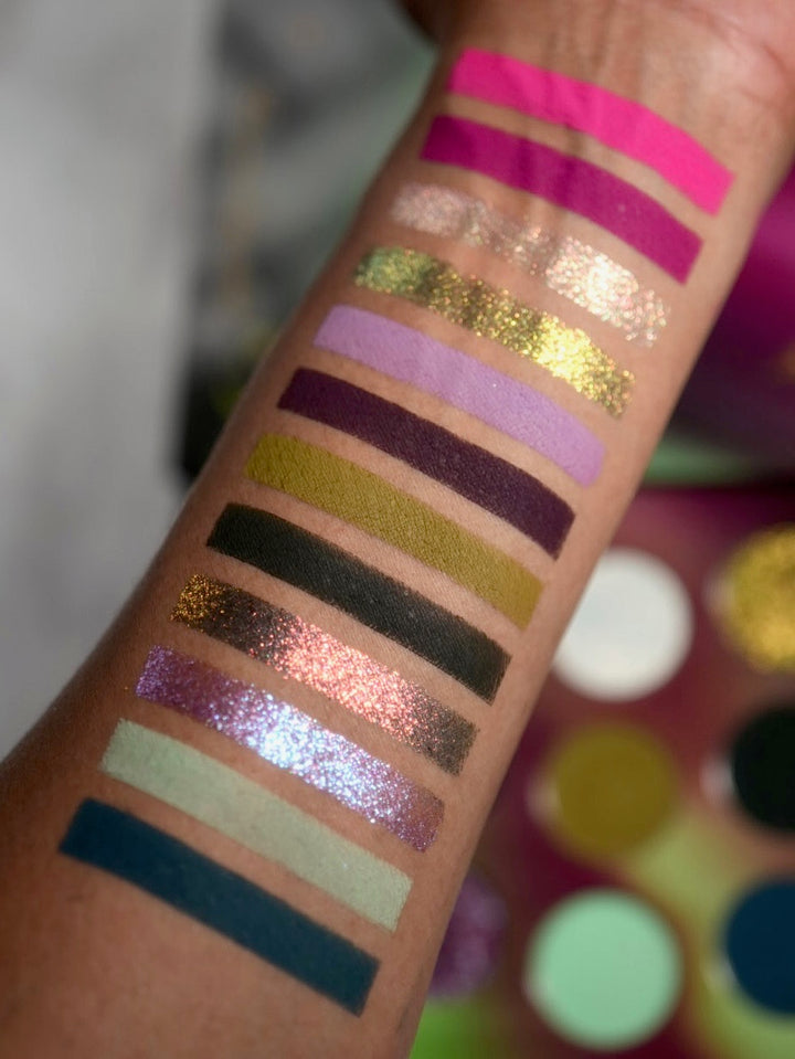 Aurora Chasing TM x Ellie Starr